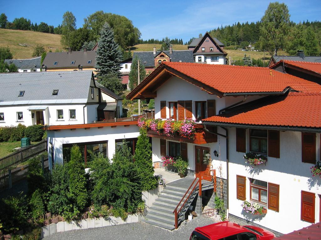 Landhotel Gasthof Zwota Klingenthal Exterior foto